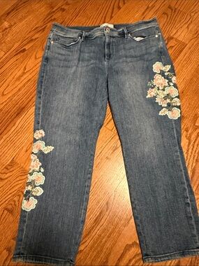 J Jill Denim authentic fit cropped jeans with floral embroidery - size 16